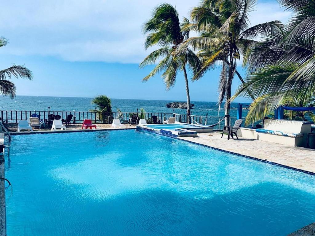Ventana Va201 At Arecibo 681 Arecibo Ocean Drive Hotell Eksteriør bilde